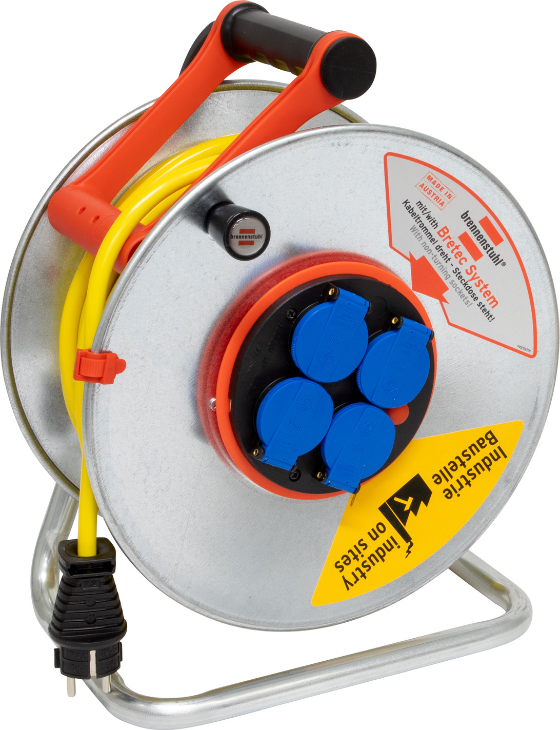 Brennenstuhl prodlužovací kabel 33m na ocelovém bubnu 4x230V, IP44