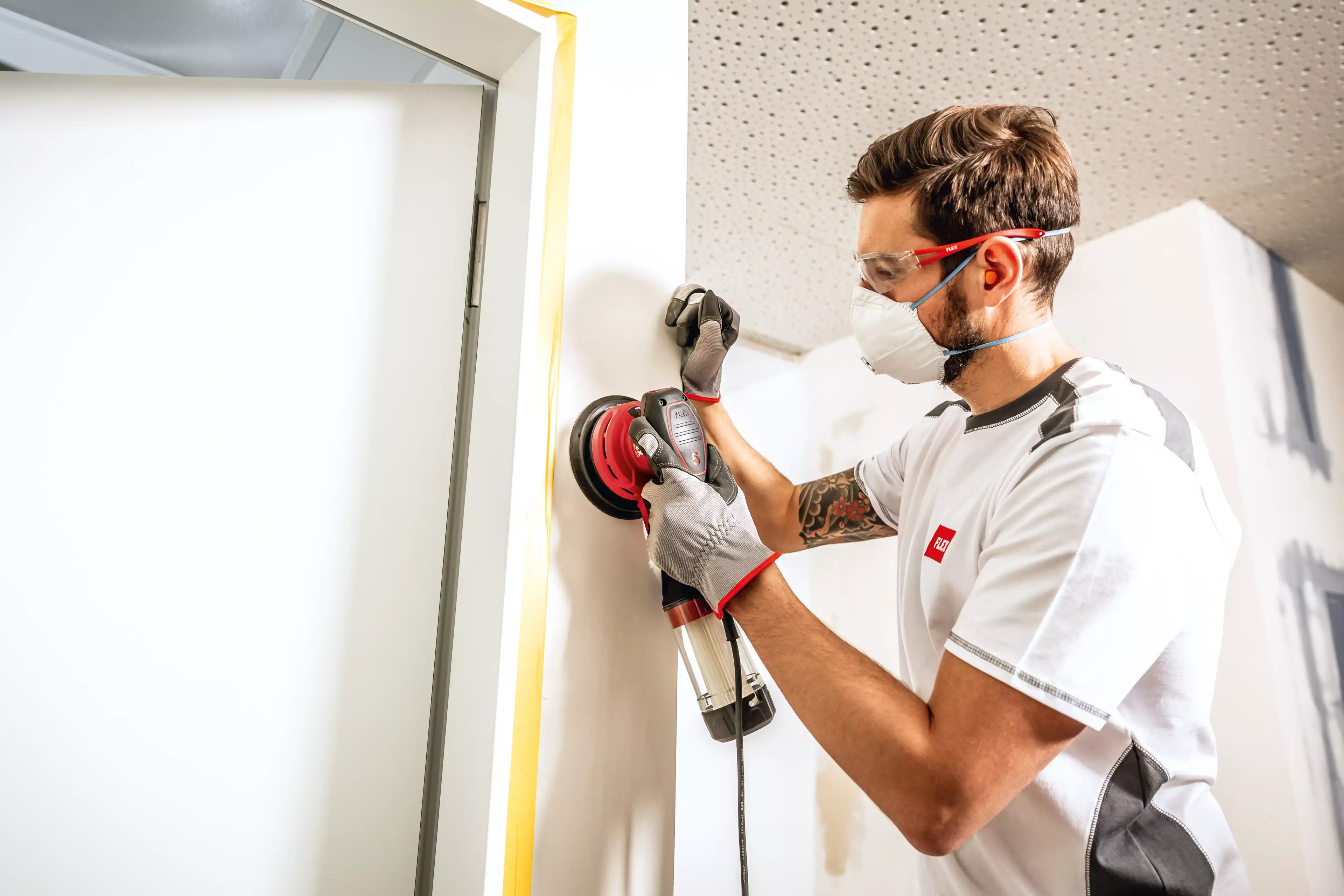 FLEX ORE 3-150 EC Výkonná excentrická bruska s regulací otáček 150 mm