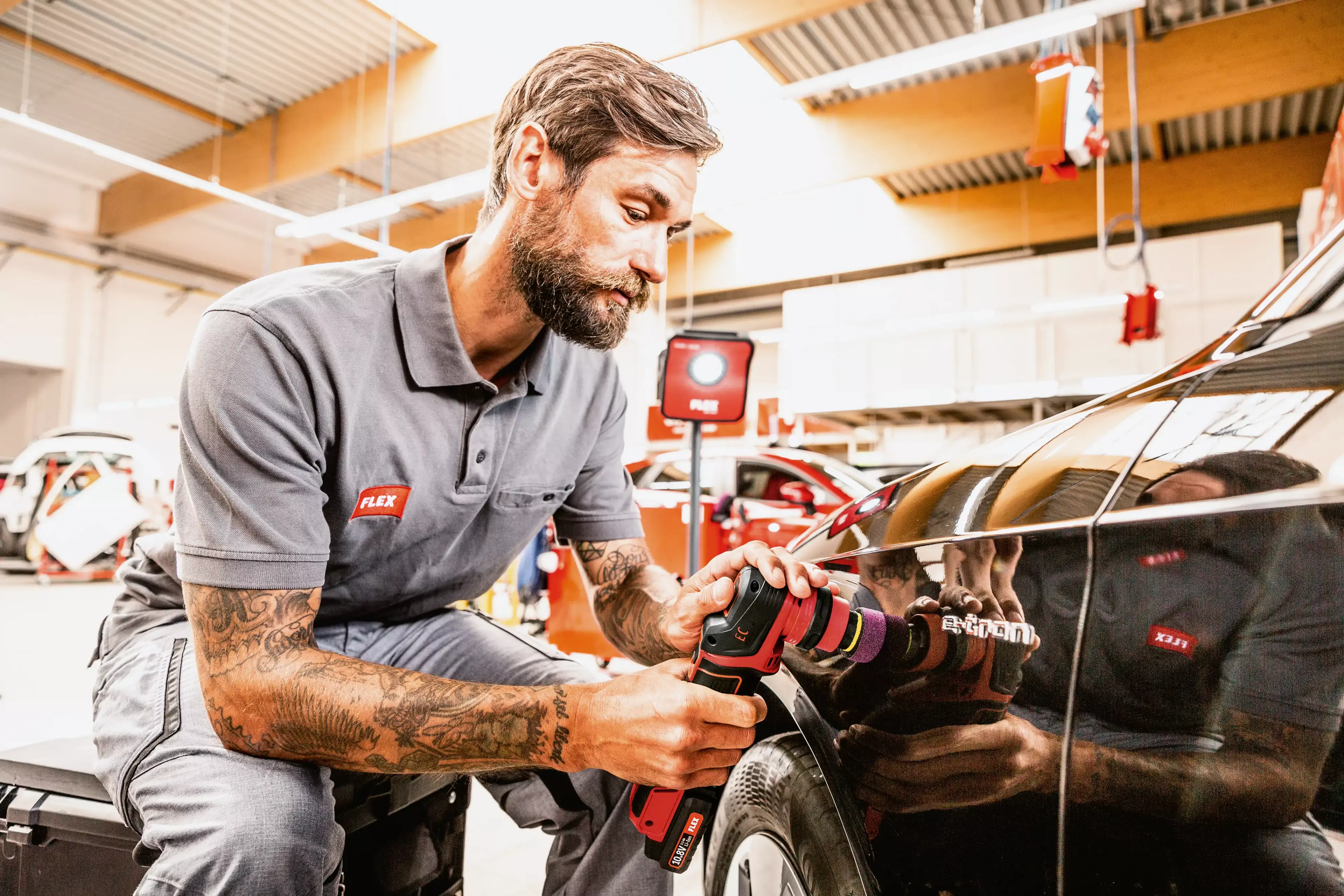 FLEX PXE 80 10.8-EC, Chytrá aku-leštička 10,8 V