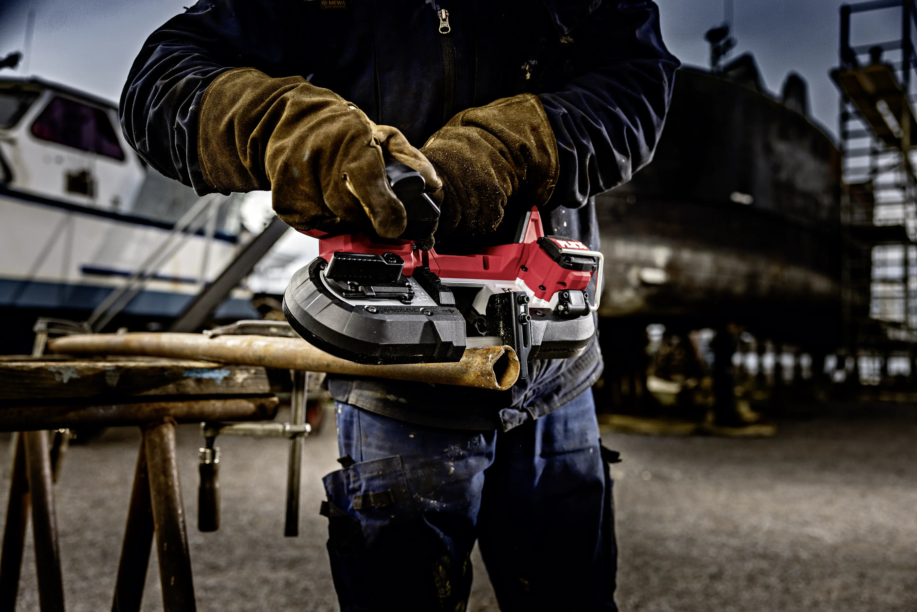 FLEX SBE 64 18-EC Aku pásová pila 18 V, 64mm