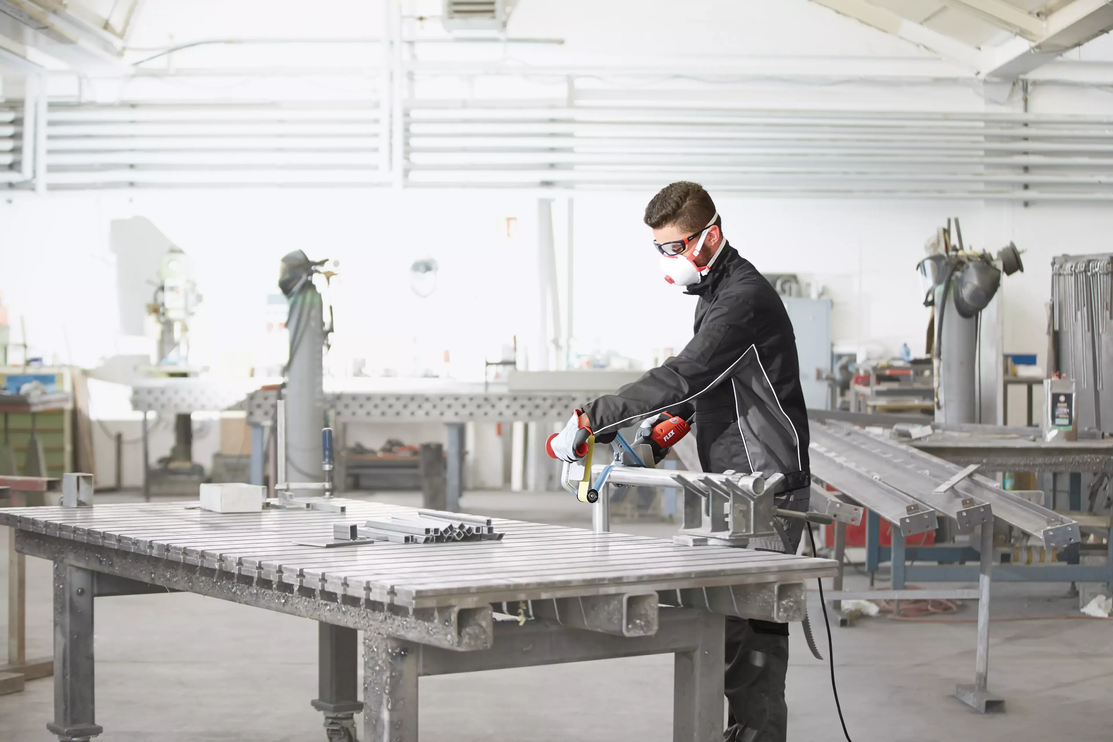 FLEX BSE 14-3 INOX Set, Satinýrka a bruska na pásové broušení trubek