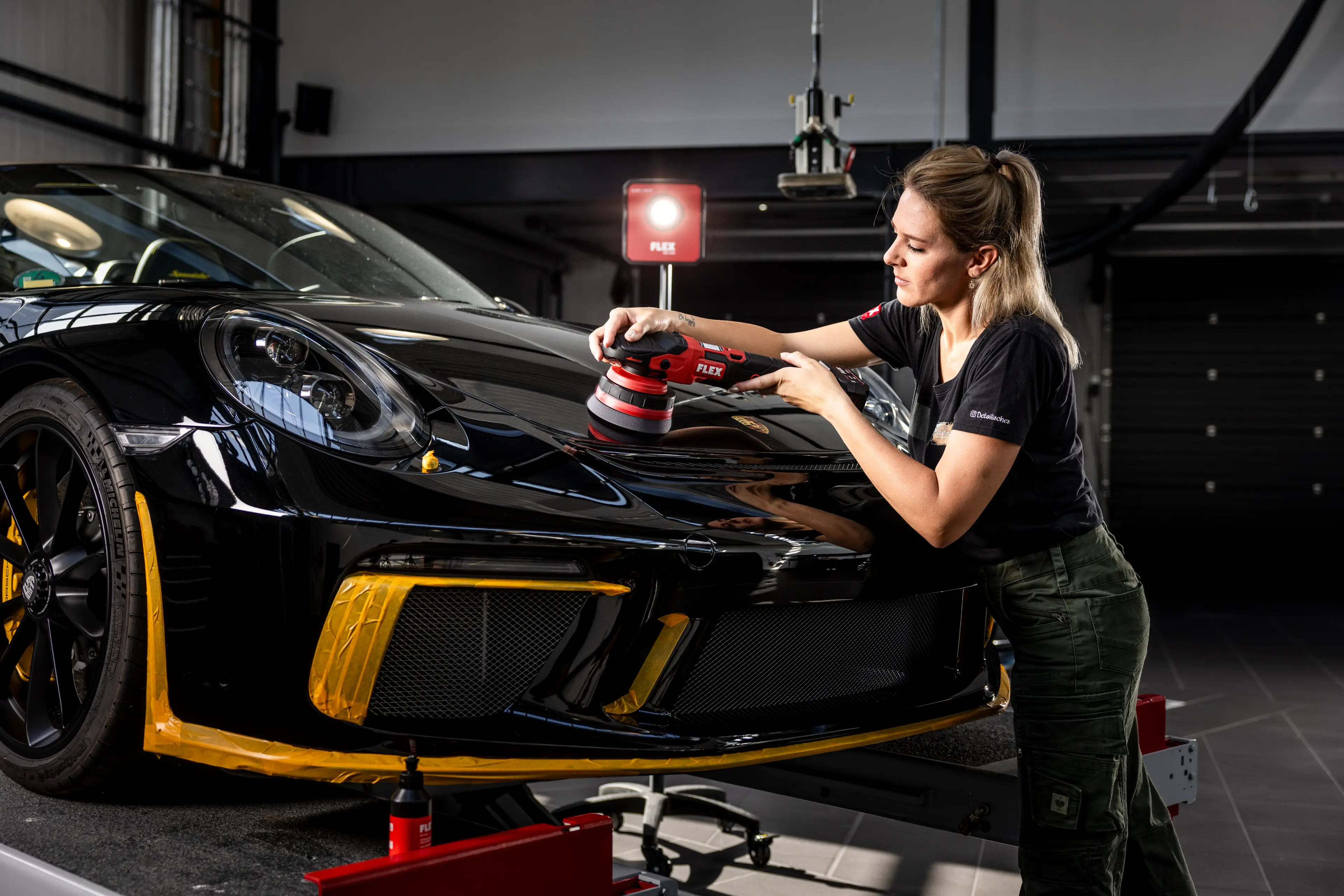 FLEX XFE 2 15 150 18-EC Set, Akumulátorová excentrická leštička s volným pohybem 18 V