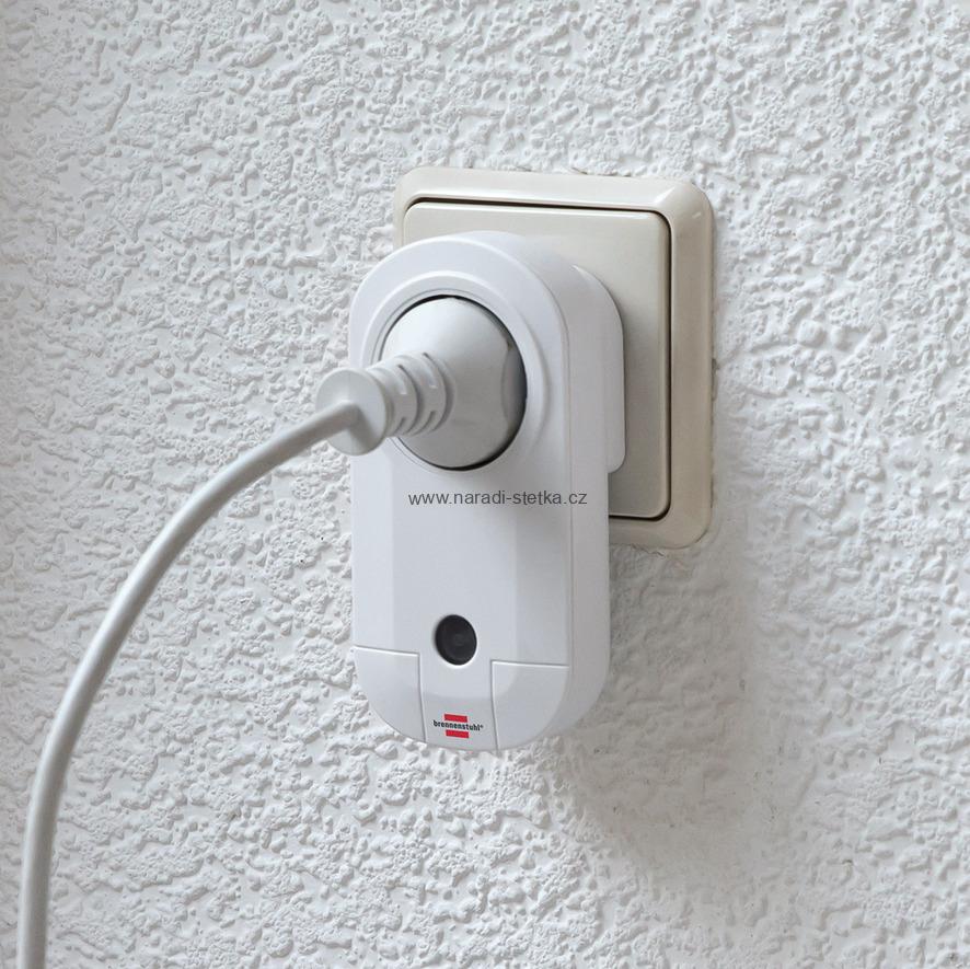 Brennenstuhl sada zásuvek s dálkovým ovladačem, 3 vnitřní zásuvky s uzávěrem bílé, dosah až 25 m