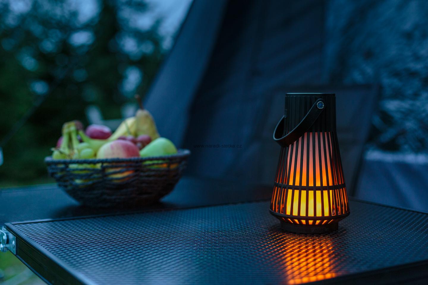 Brennenstuhl venkovní nabíjecí LED kempinková lampa s efektem plamene FL 100 A, ambientní osvětlení pro zahradu a kempování USB-C, IP44, až 20 h svícení