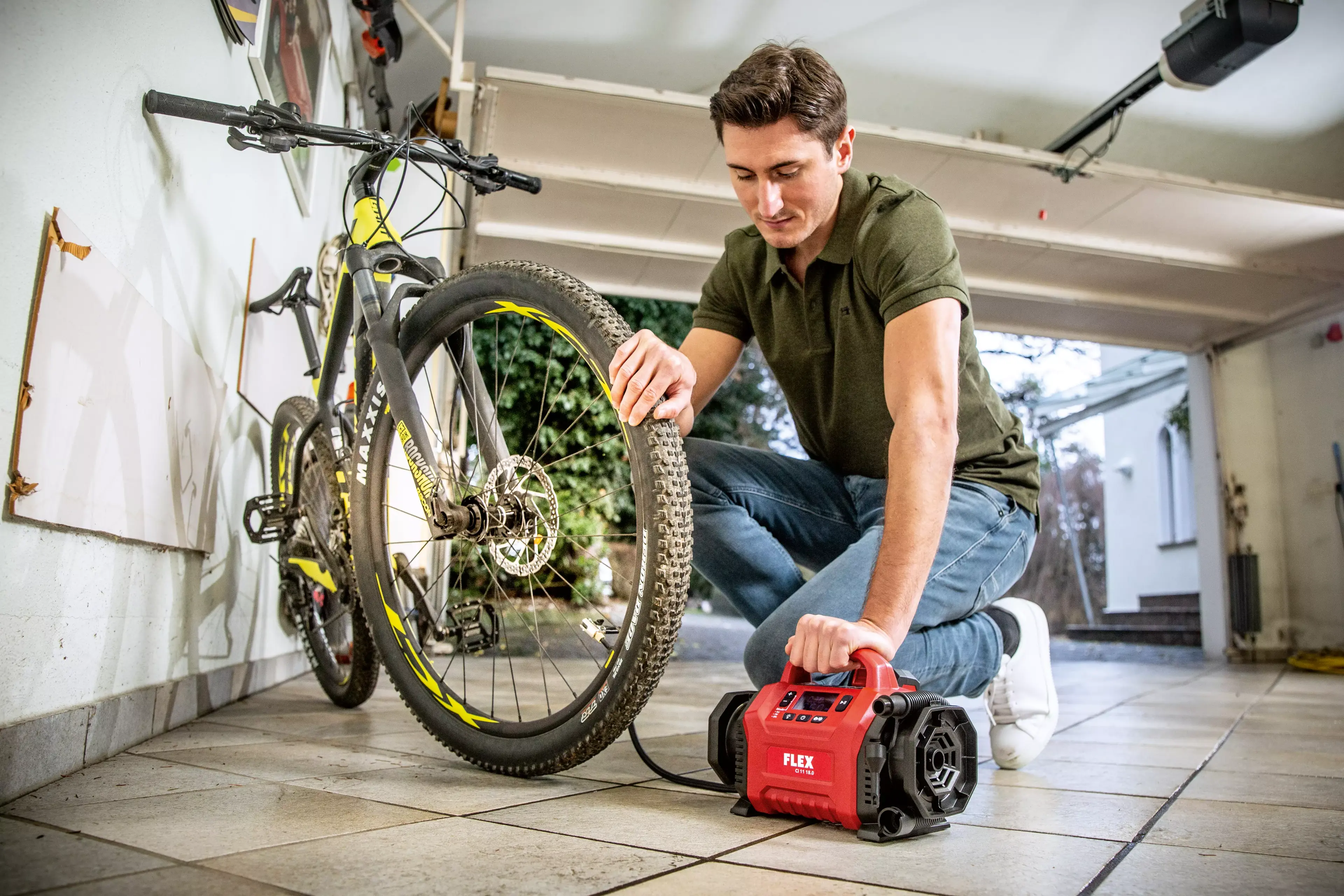 FLEX CI 11 18.0 Aku kompresor