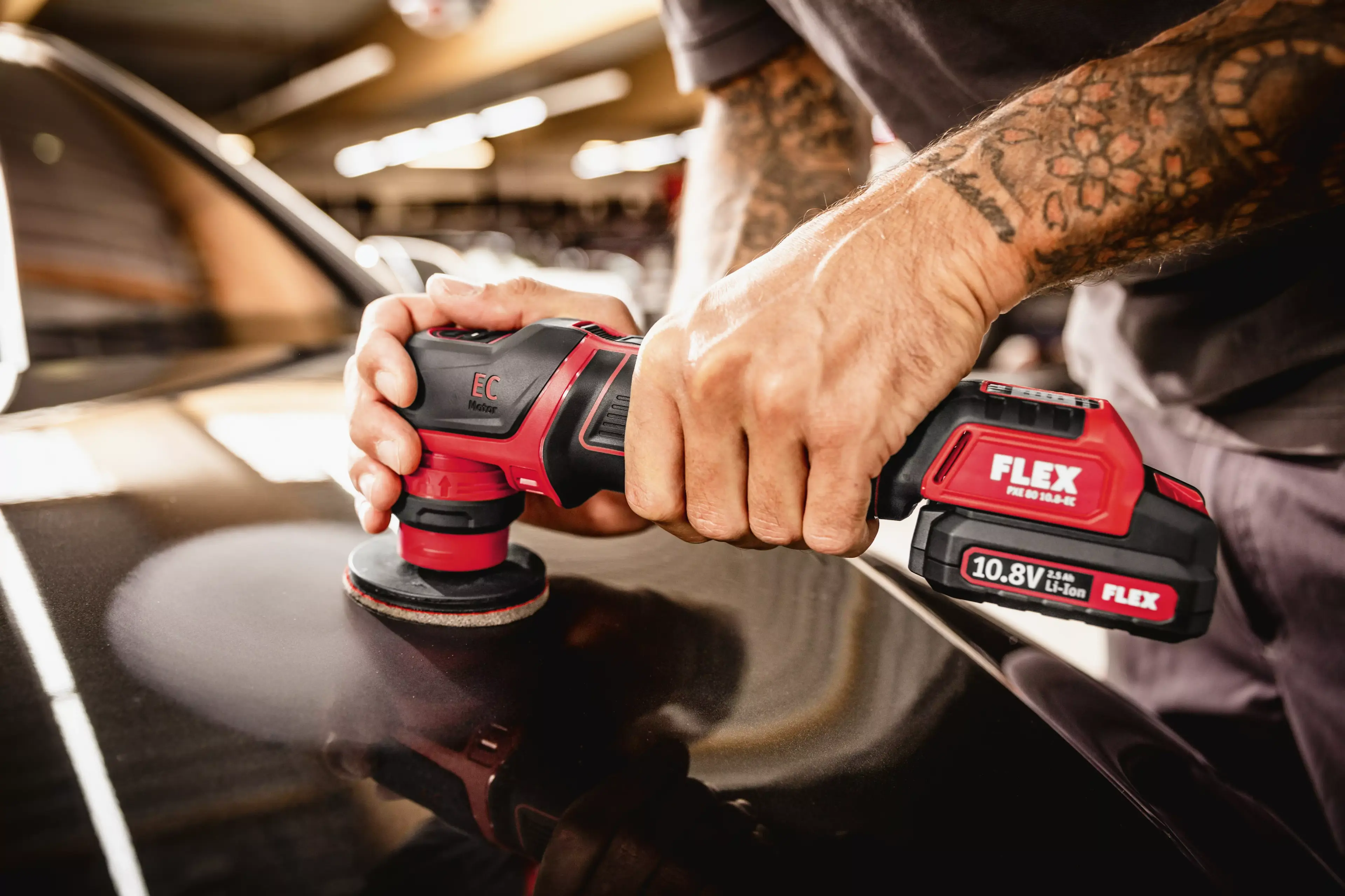 FLEX PXE 80 10.8-EC, Chytrá aku-leštička 10,8 V