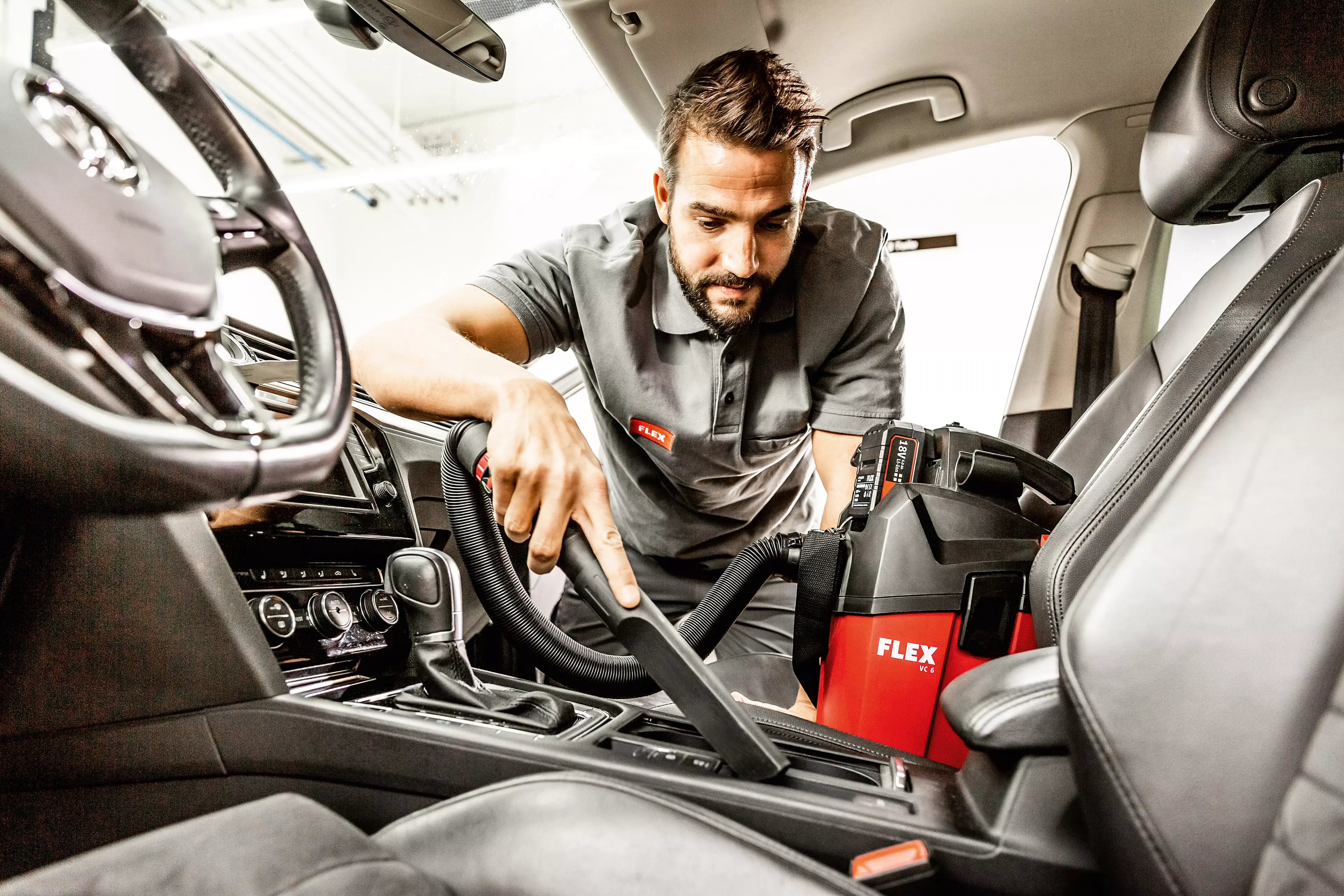 FLEX VC 6 L MC 18.0 Kompaktní Aku Vysavač 6 l, třída L