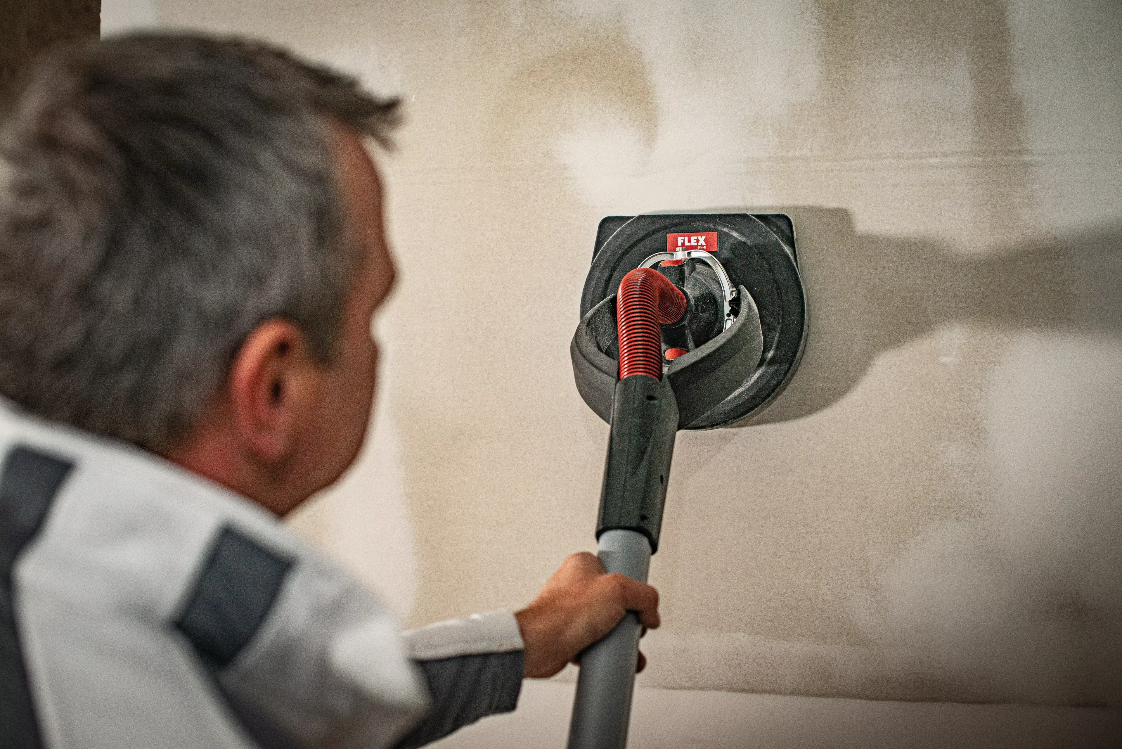 FLEX GE 7 + MH-O, Bruska na stěny a stropy Giraffe® s výměnným systémem brusných hlav