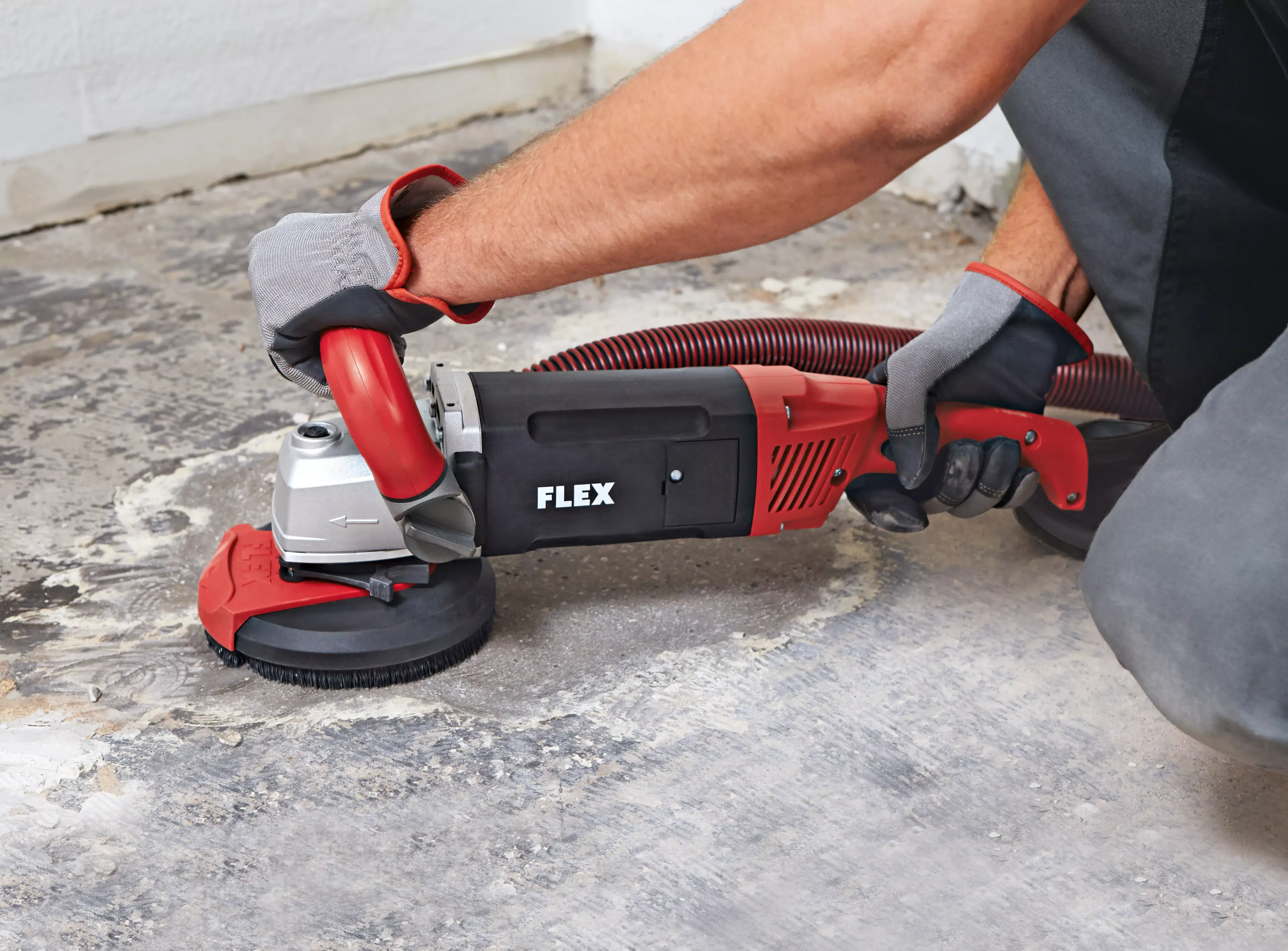 FLEX LD 18-7 125 R, Kit Turbo-Jet, Silná sanační bruska s výkonem 1750 W pro broušení až do rohů, 125 mm