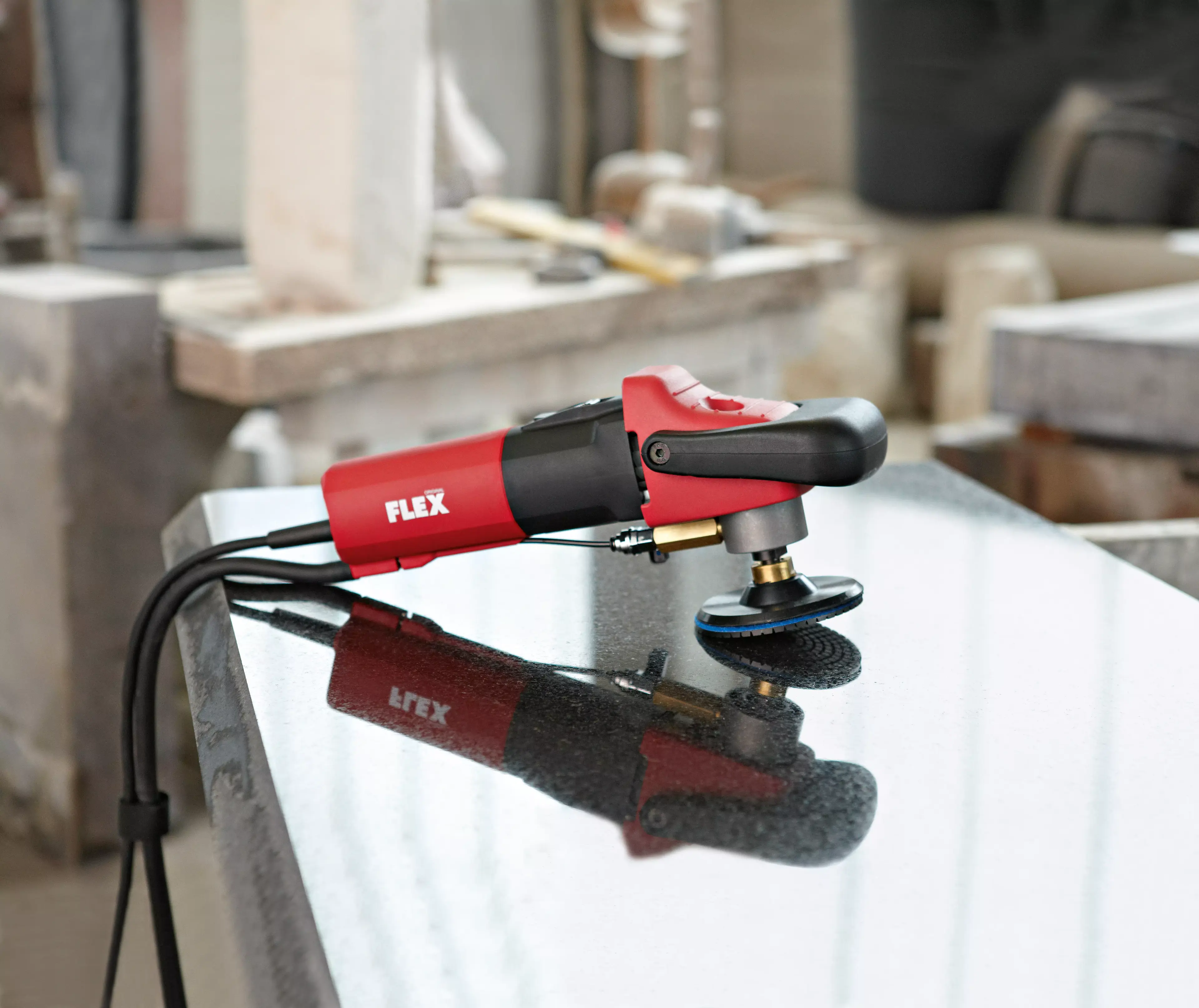 FLEX LE 12-3 100 WET, 1150 W leštička za mokra s variabilními otáčkami a zástrčkou pro děl. trafo,115mm