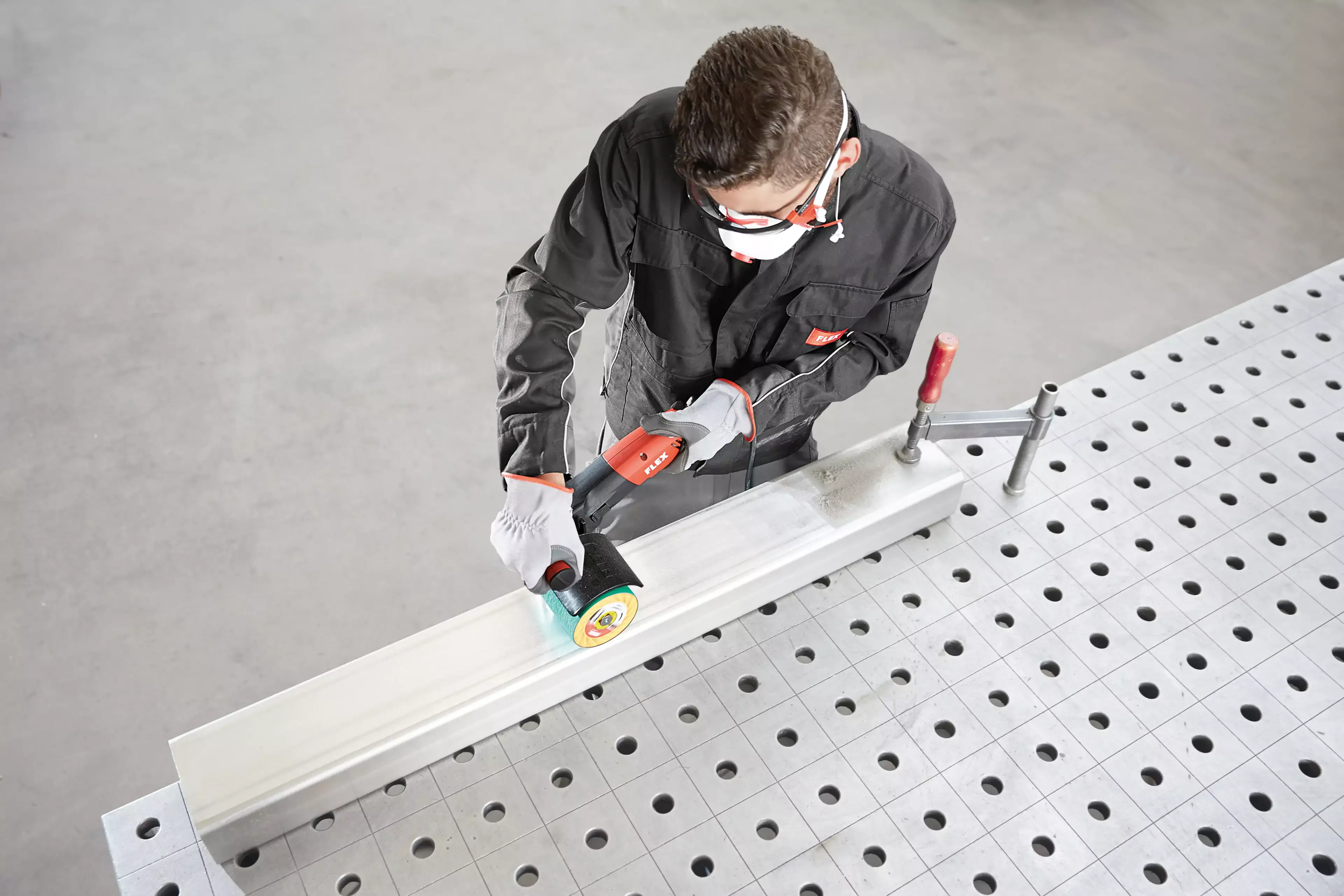 FLEX BSE 14-3 100 Set, Satinýrka TRINOXFLEX v sadě