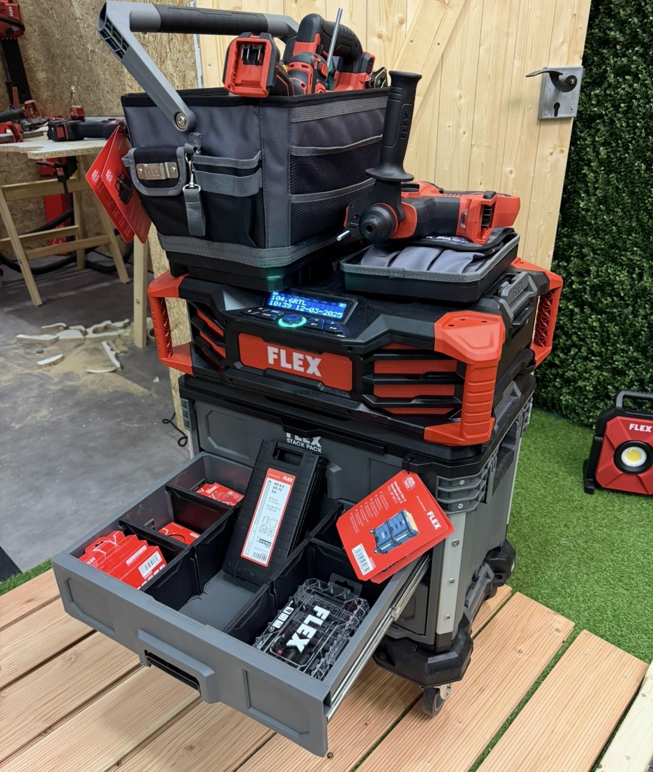 FLEX RD SP 12/18/230 Digitální aku stavební rádio 12 / 18 V, STACK PACK