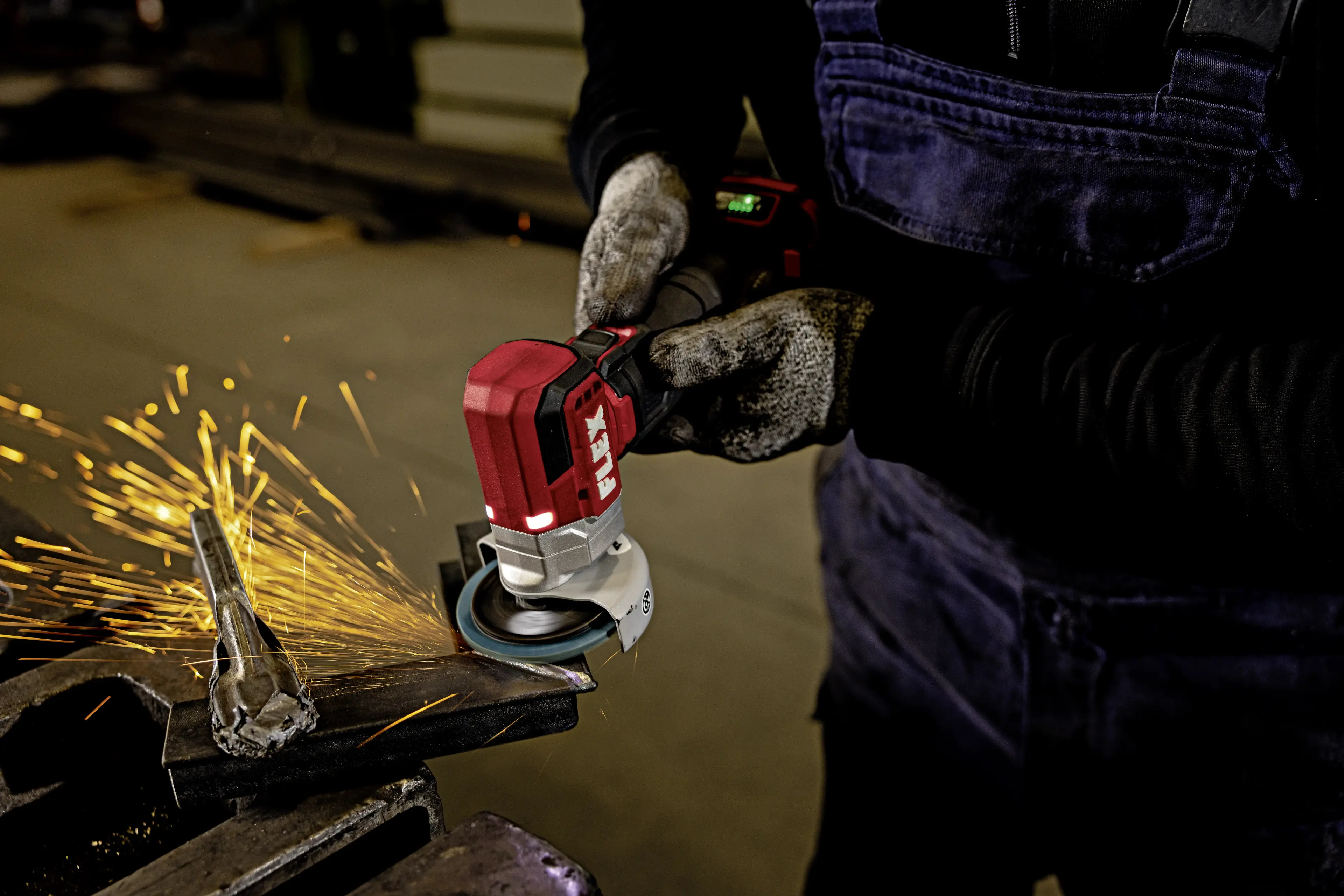 FLEX LBE 76 12-EC Set, Aku úhlová minibruska 12 V, LBE 76 12-EC Set