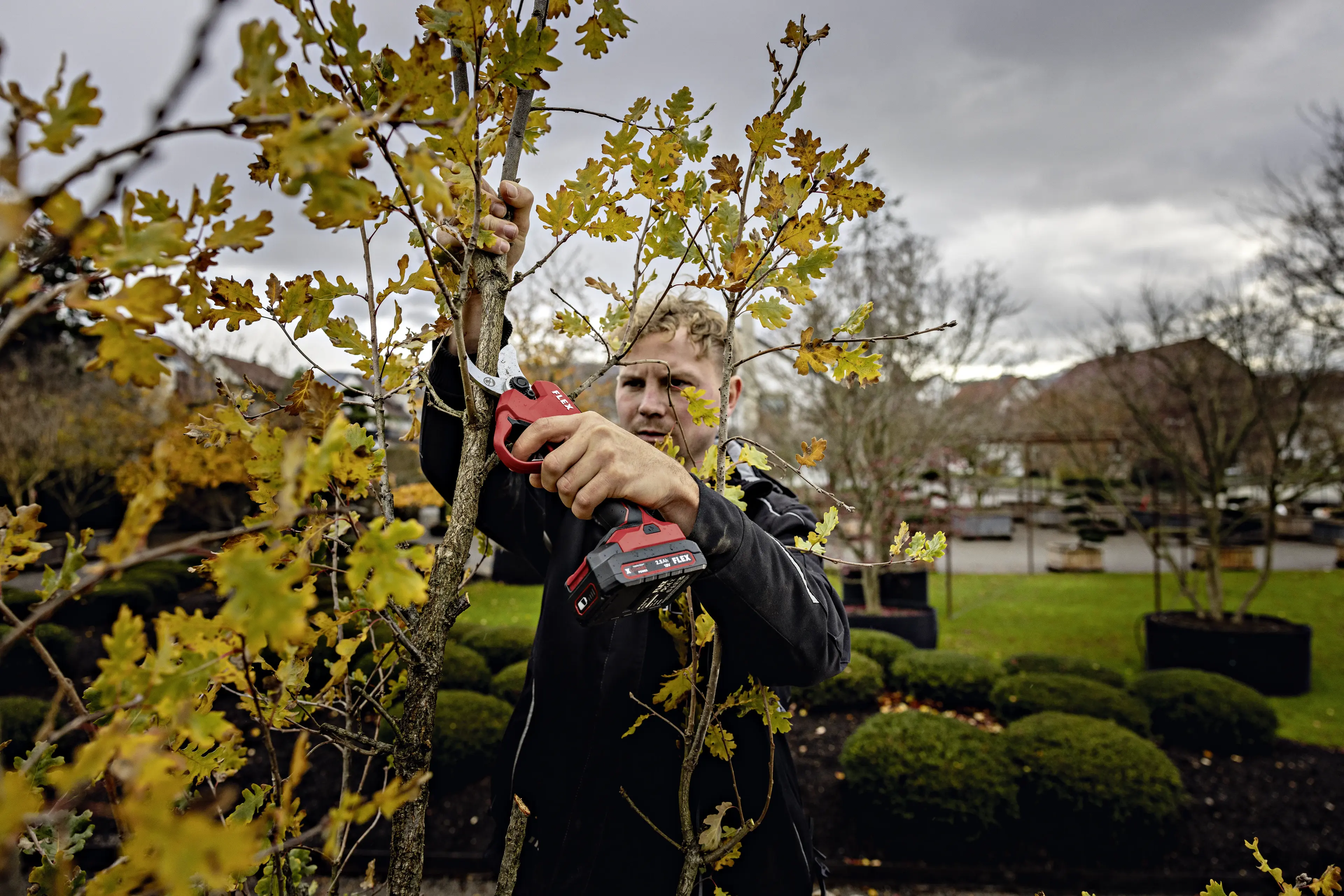 FLEX GPS 35 18-EC + AP 18/5.0 + CA 18.0-LD, Akumulátorové zahradní nůžky 18 V