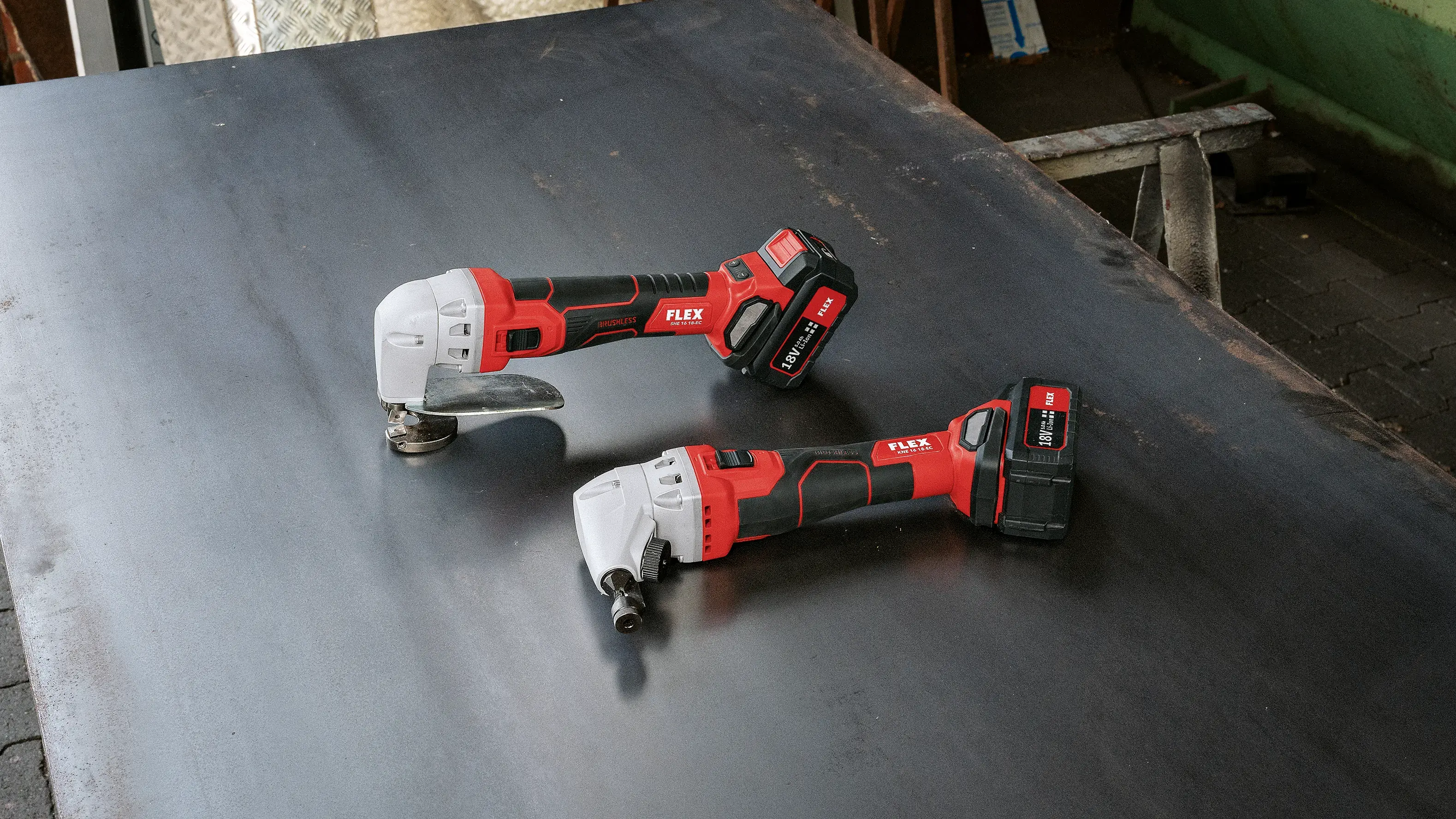 FLEX KNE 16 18.0-EC, Akumulátorový prostřihovač 18 V