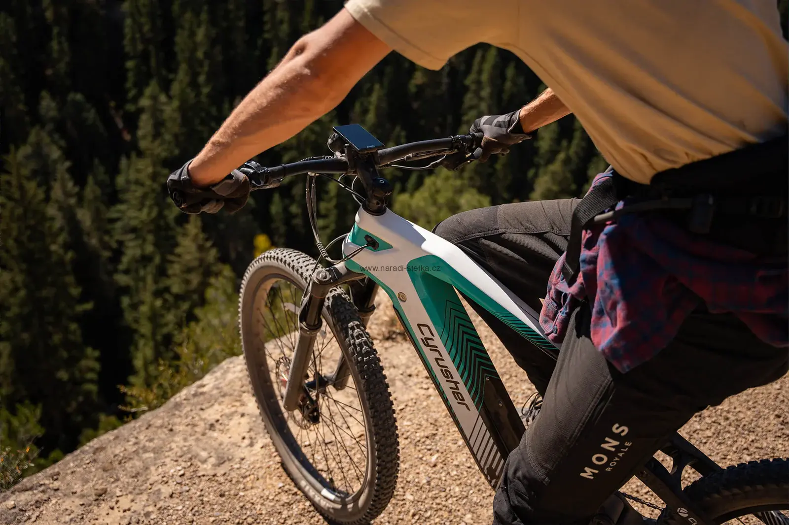 Cyrusher Cyclone X karbonové elektrokolo se středním pohonem 120Nm