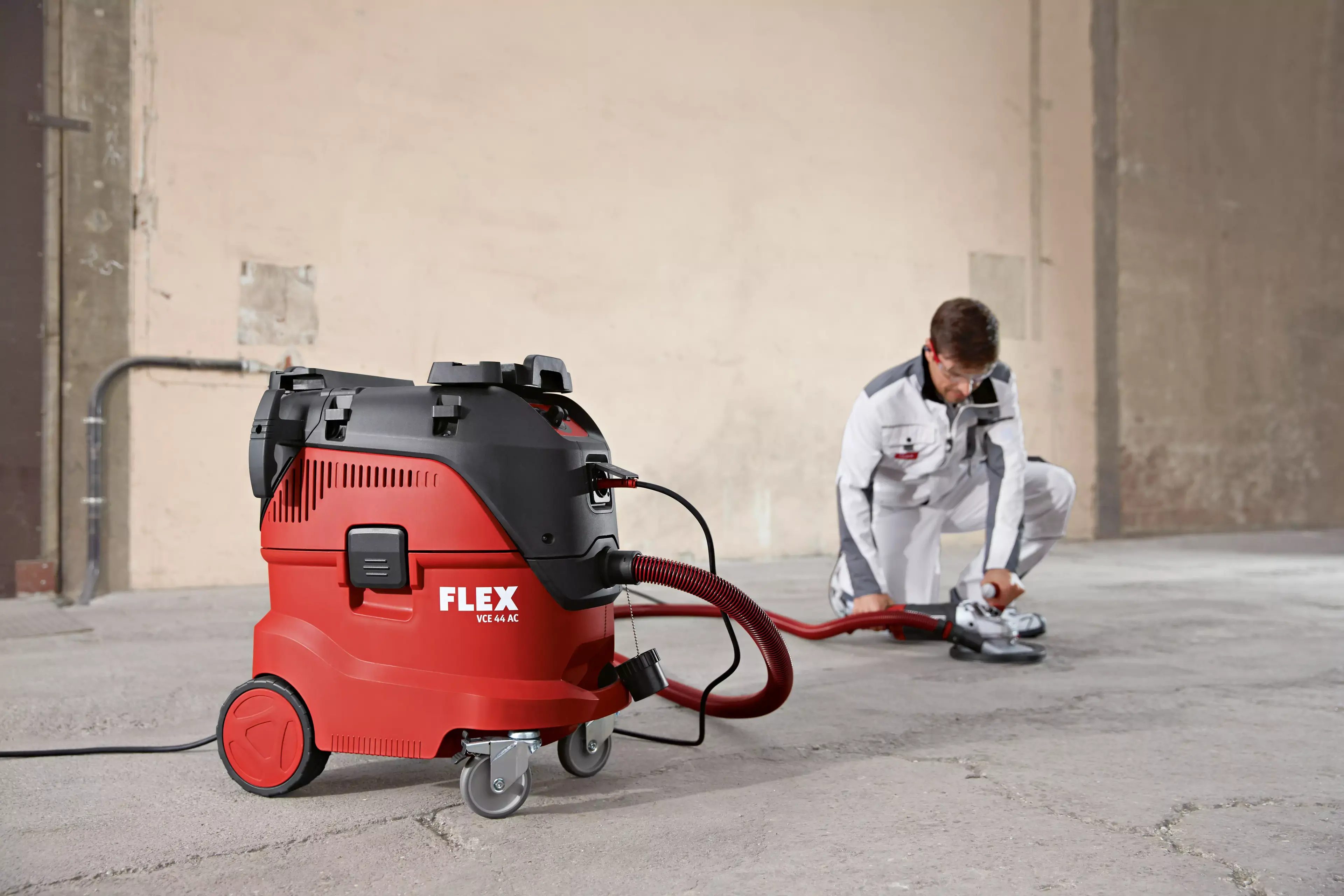 FLEX VCE 44 M AC-Set, Bezpečnostní vysavač s automatickým čištěním filtru, 42 l, třída M + filtrační sáčky