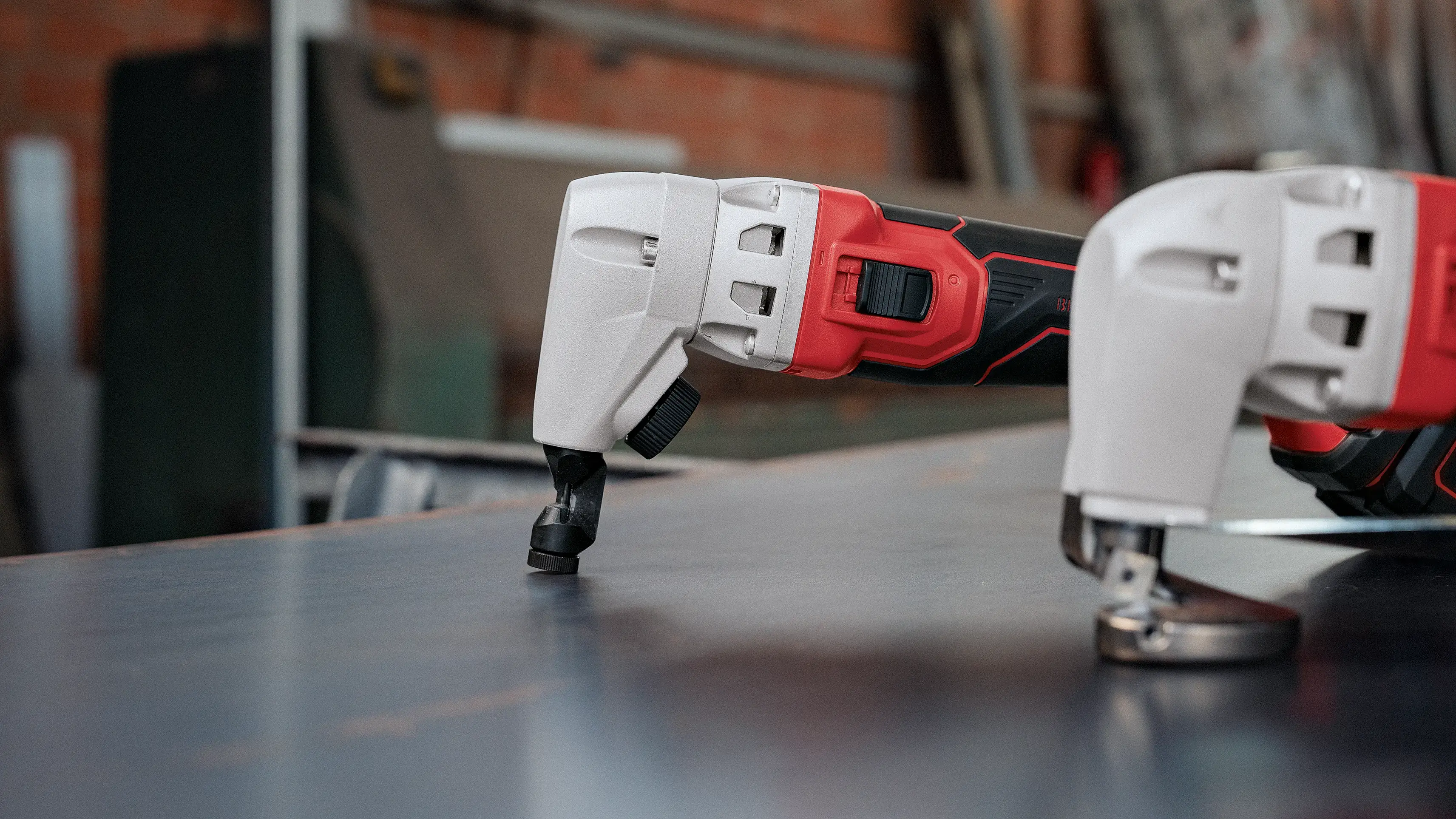 FLEX KNE 16 18.0-EC, Akumulátorový prostřihovač 18 V